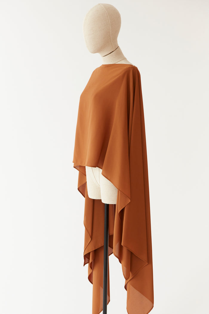 CAPA LAIA CAMEL