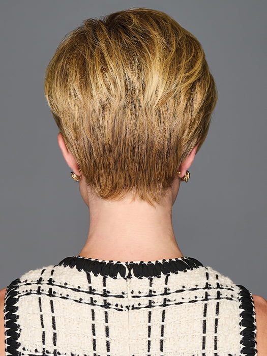 Model is wearing GRACEFUL TOUCH by GABOR in color SS-MEDIUM-BLONDE | Medium Blonde with Warm Highlights & Dark Brown Roots