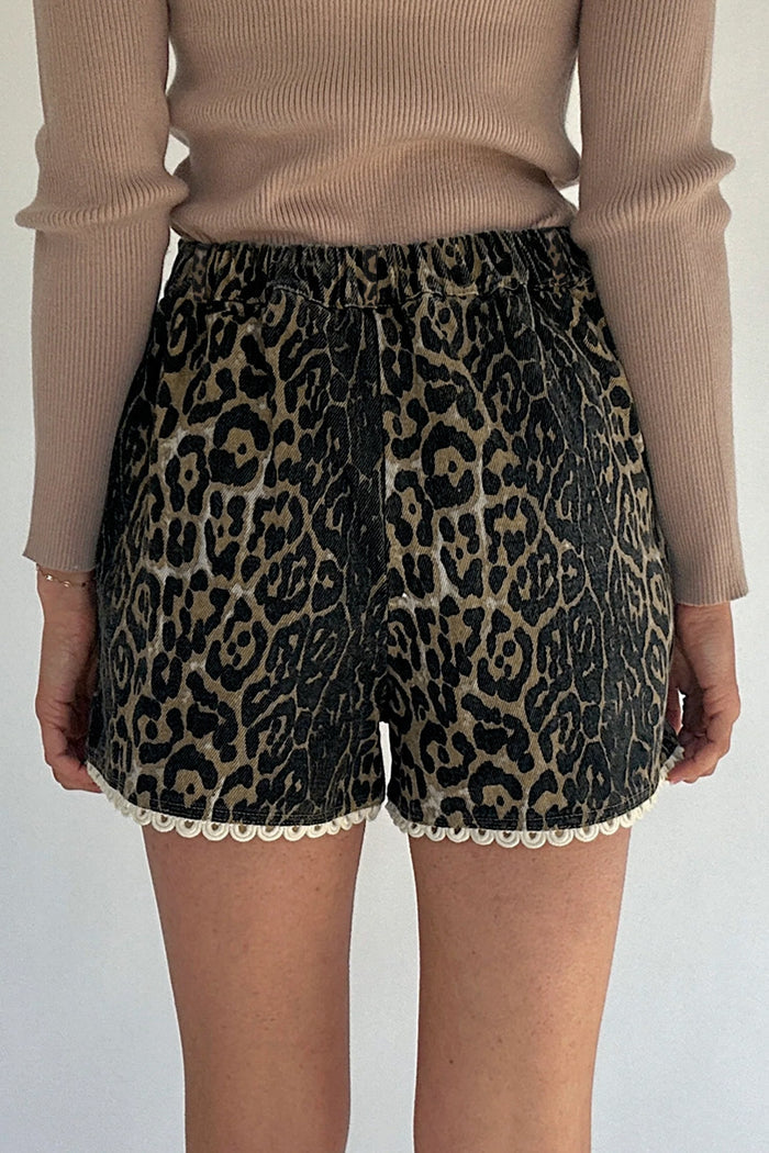 Leopard Contrast Scallop Lace Trim Denim Shorts