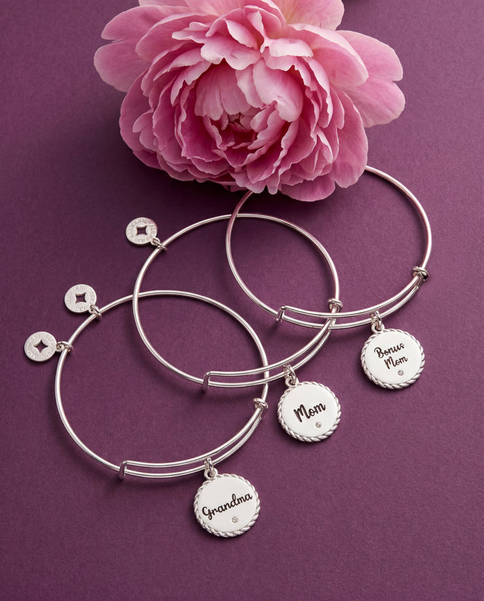 Mom 'Bonded By Love, Connected For Life' Charm Bangle