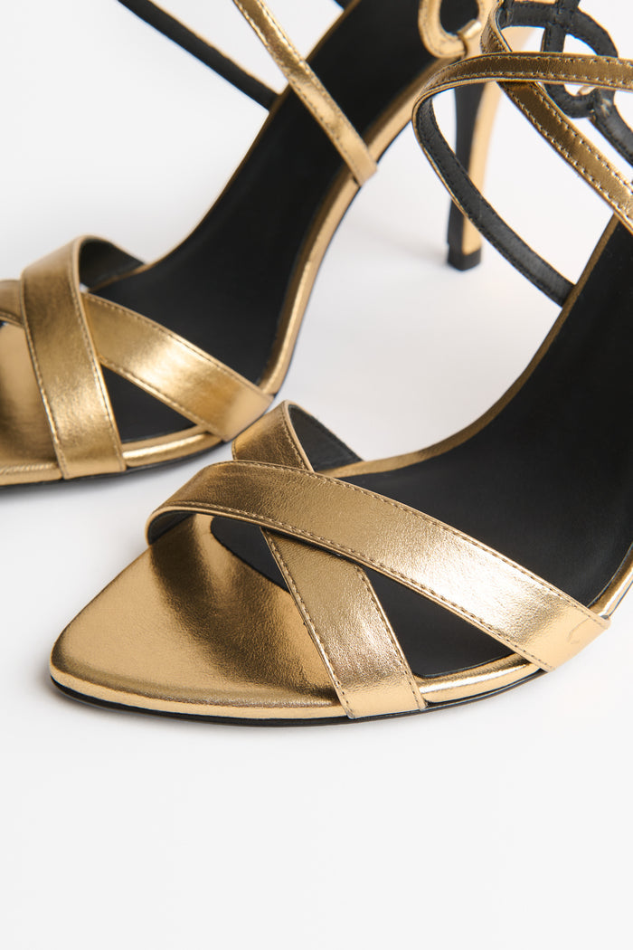 SANDALIAS CMP.04 DORADO