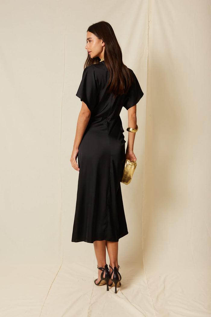 VESTIDO ALBANEGRO